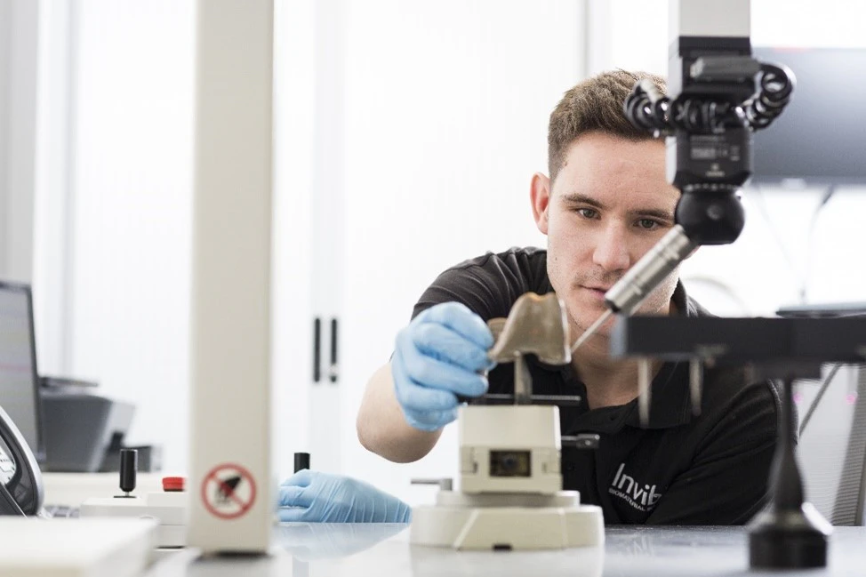 Femoral knee component