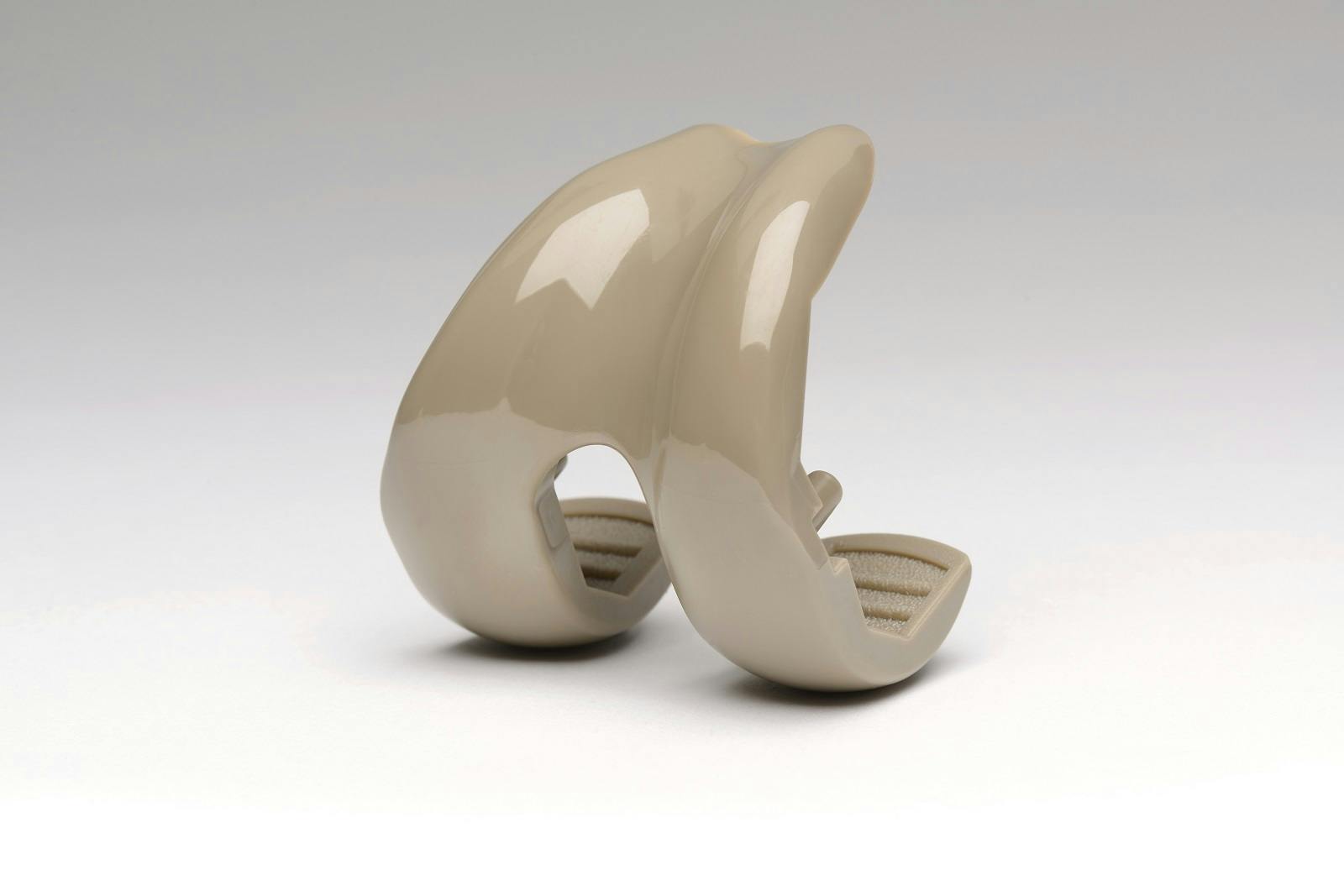 Maxx Orthopedics, in Partnership with Invibio Biomaterial Solutions